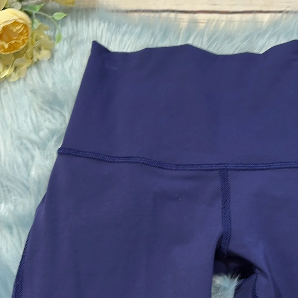 Lululemon X Soulcycle Minimalist Crop Leggings in Hero Blue sz 4